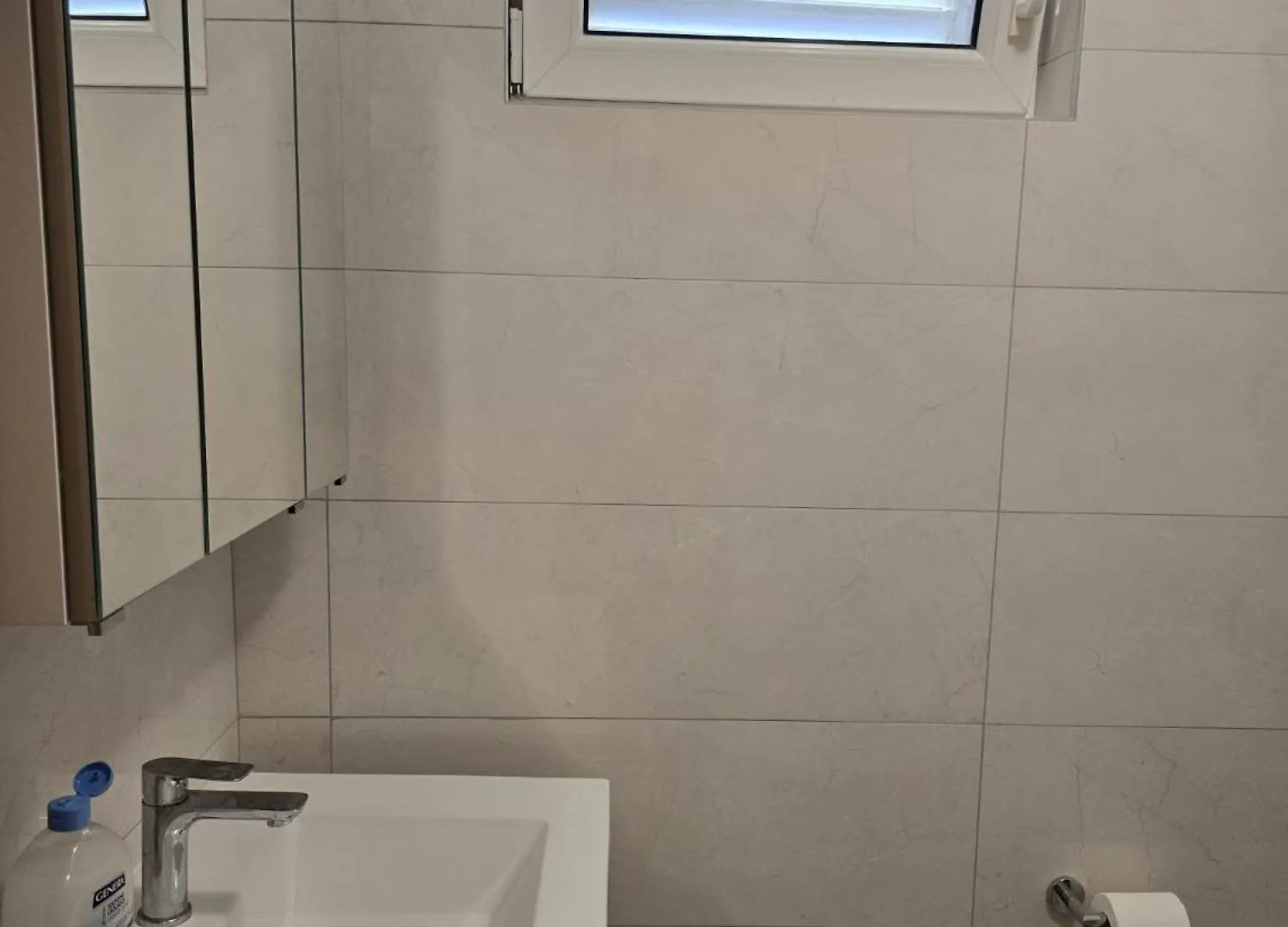 Apartments Sokolovic 크르크